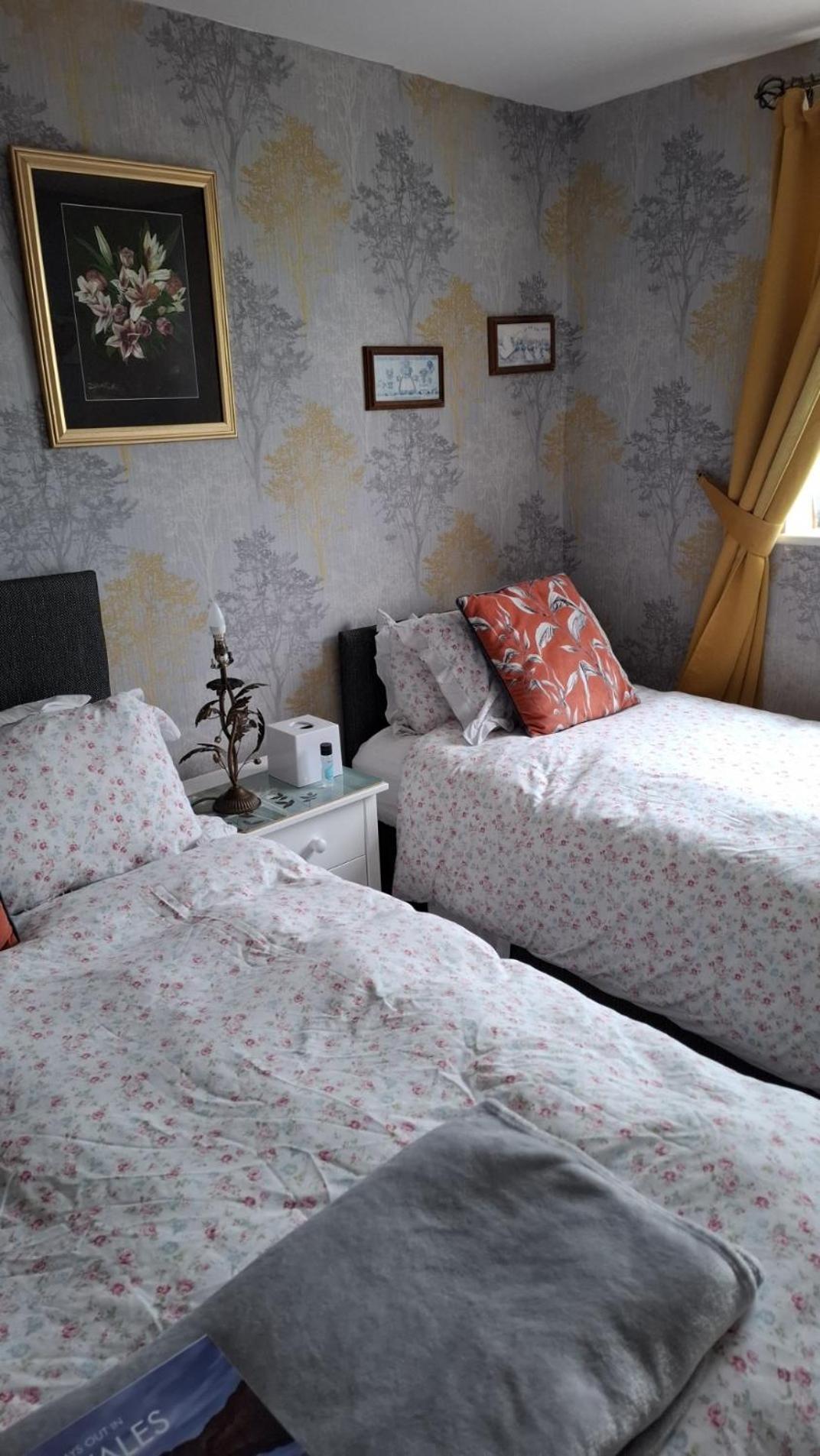 Sportsmans Lodge Bed And Breakfast Amlwch Pokój zdjęcie